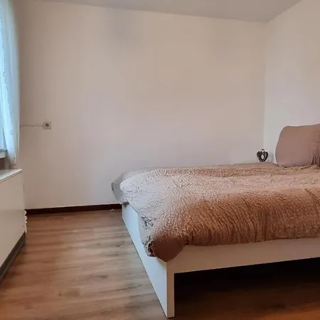 94m2 House, Quiet, Terrace + Garden, Parking